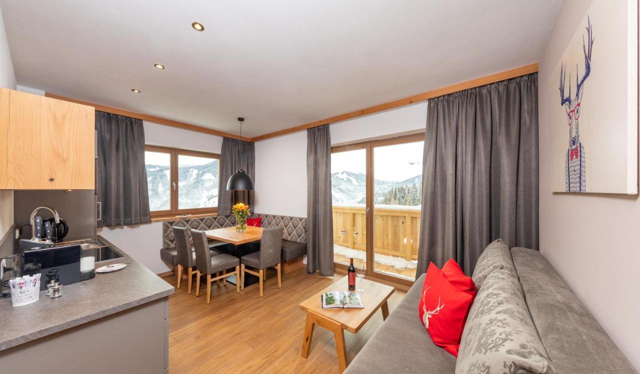 Das Gruenholz Aparthotel Muhlbach Am Hochkonig Exterior photo